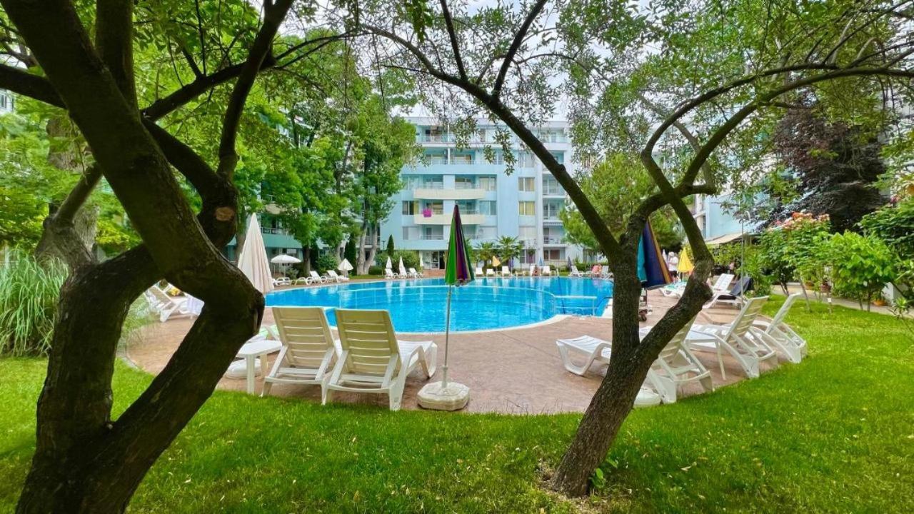Niko Apartments Сонячний Берег Екстер'єр фото